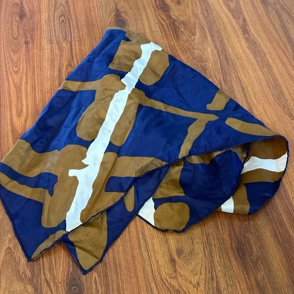 Vintage Uena Polkadot scarf